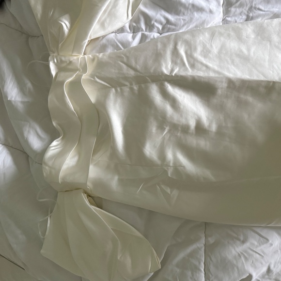 *SOLD* Nisha Strapless Mini Dress - White - Picture 4 of 5